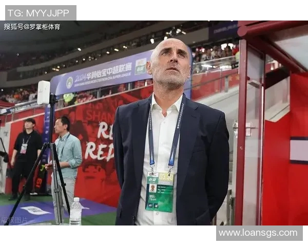 鲍世蒙强力封堵上海海港引发国际关注与舆论热议