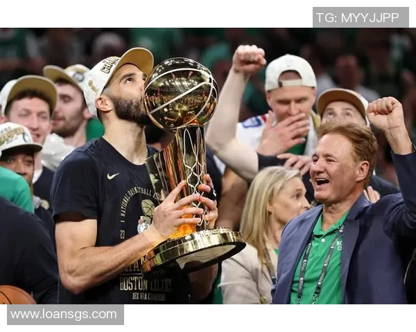 凯尔特人球星塔图姆:全力以赴,带领球队重返胜利之路 凯尔特人球星塔图姆:全力以赴,带领球队重返胜利之路