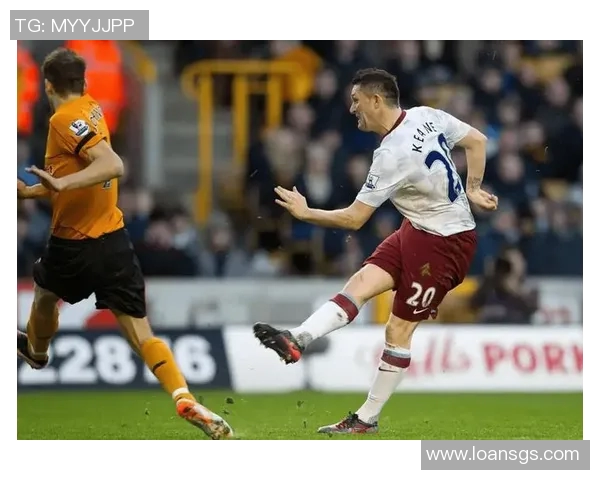 塞维利亚主场火力全开，4-0大胜奥萨苏纳上升至第三